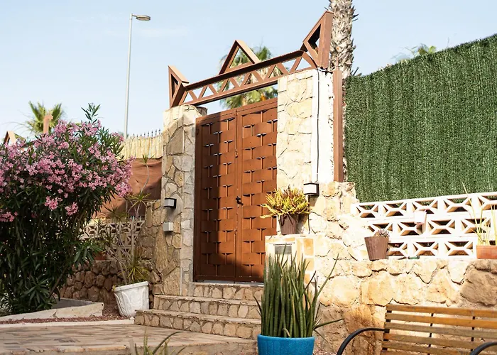 Villa Mis 5 Amores Con Piscina Benidorm